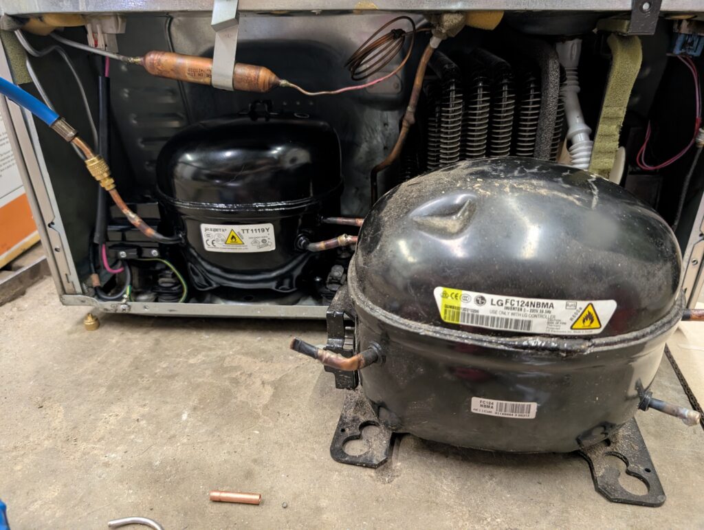 Замена компрессора холодильника в Запорожье